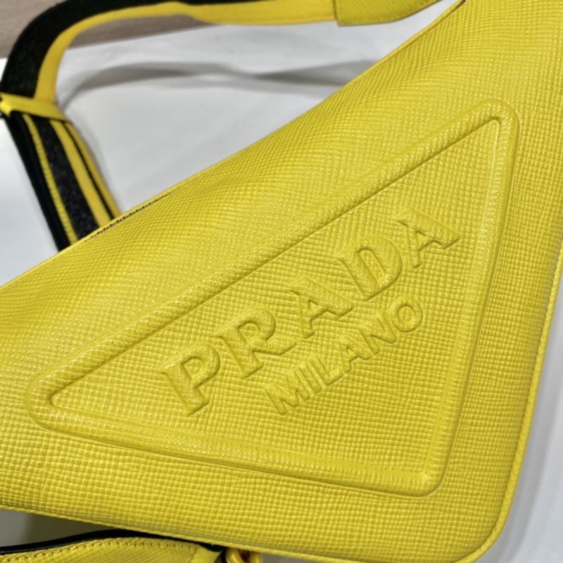 Pra*a triangle pouch